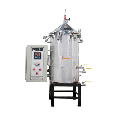 Laboratory Fabric Steamer - Small Chamber Design for Controlled Steam Testing | Evaluates Shrinkage, Colorfastness, and Durability