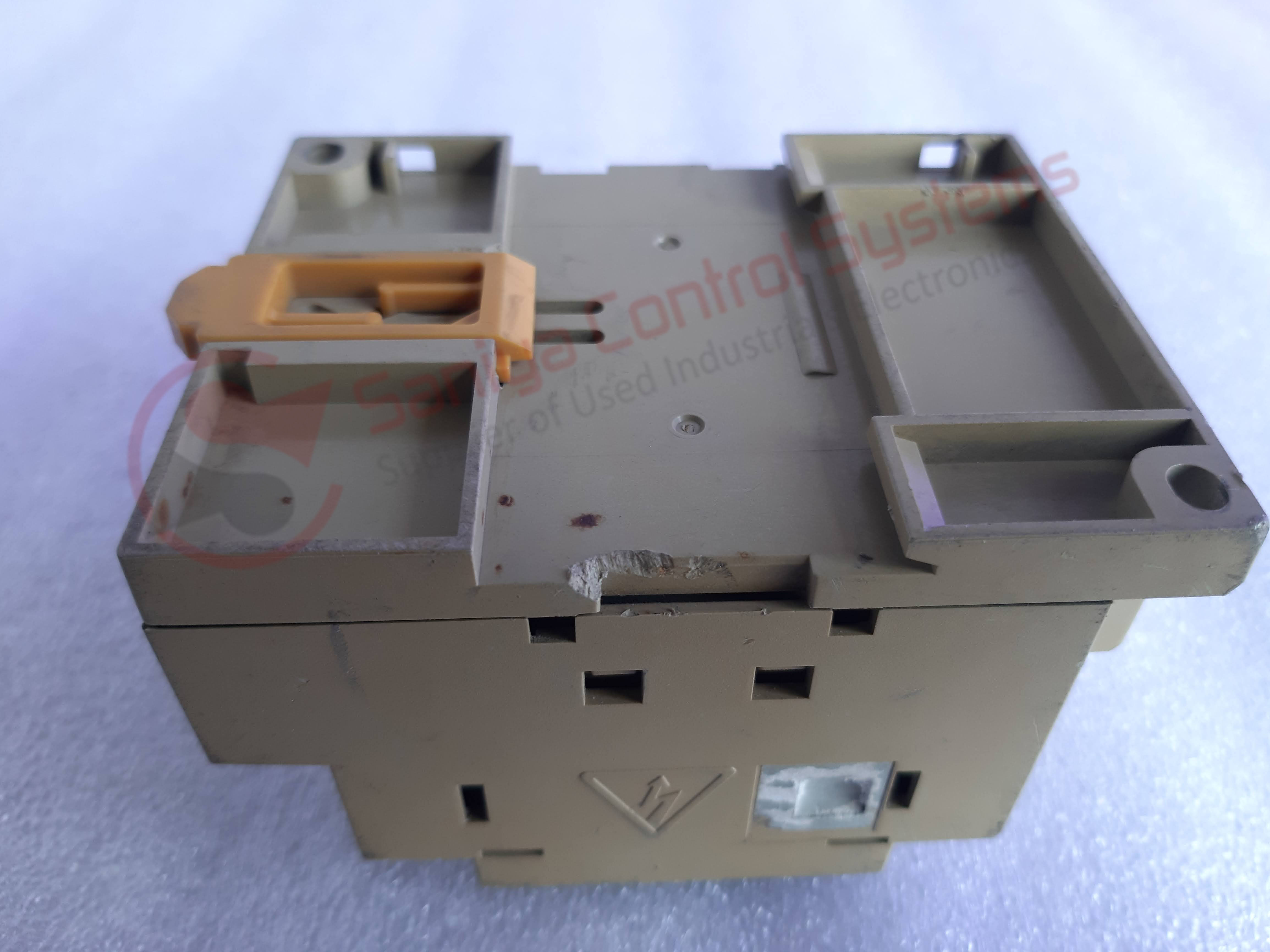 Omron Zen-10c2dr-d-v2 Cpu Unit