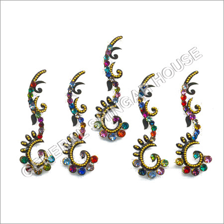 डिजाइनर बिंदी