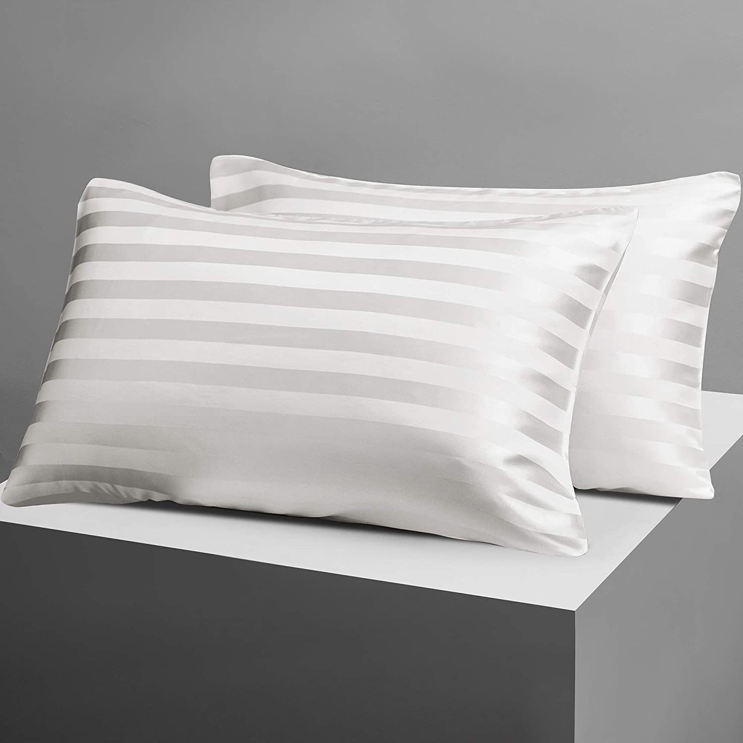 White Fire Resistant Cushion Fillers And Pillows