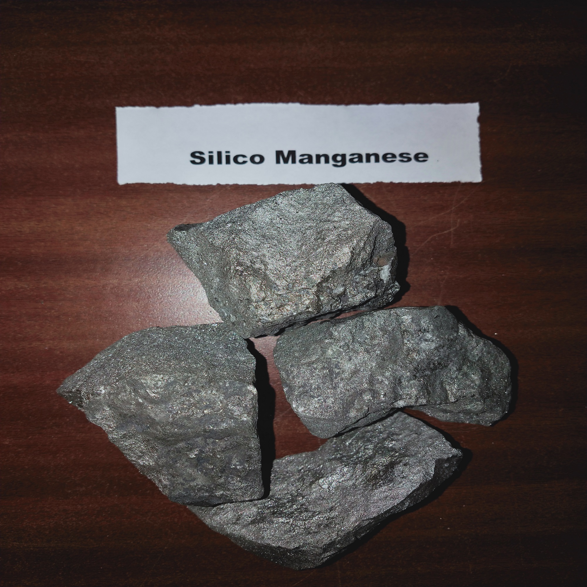 Silico Manganese - Size: 10-60 Mm, 60%-70% Manganese Content, Low Phosphorus Alloying Agent For Steel Industry