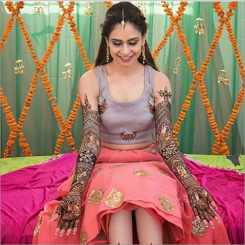 Customized Mehndi Design Services