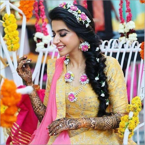 Customized Mehndi Design Services