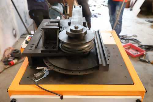Degree Bending Machine - Operating Type: Automatic