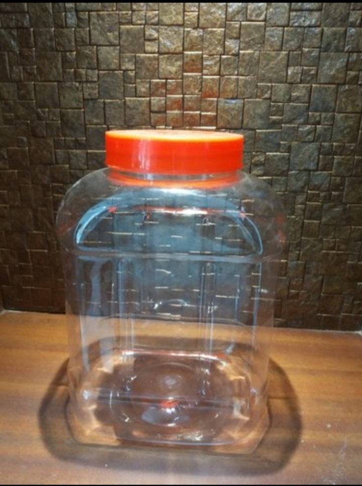 Pet Jars - Pet Material, 1 Liter Size, Transparent With Black Lid Color, Rigid Hardness | Lightweight, Multipurpose, Round Shape, Standard Packaging