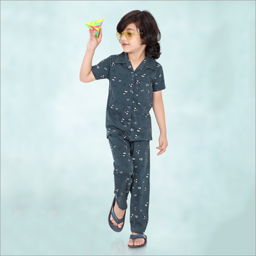 प्रिंटेड किड्स कैज़ुअल नाइट सूट