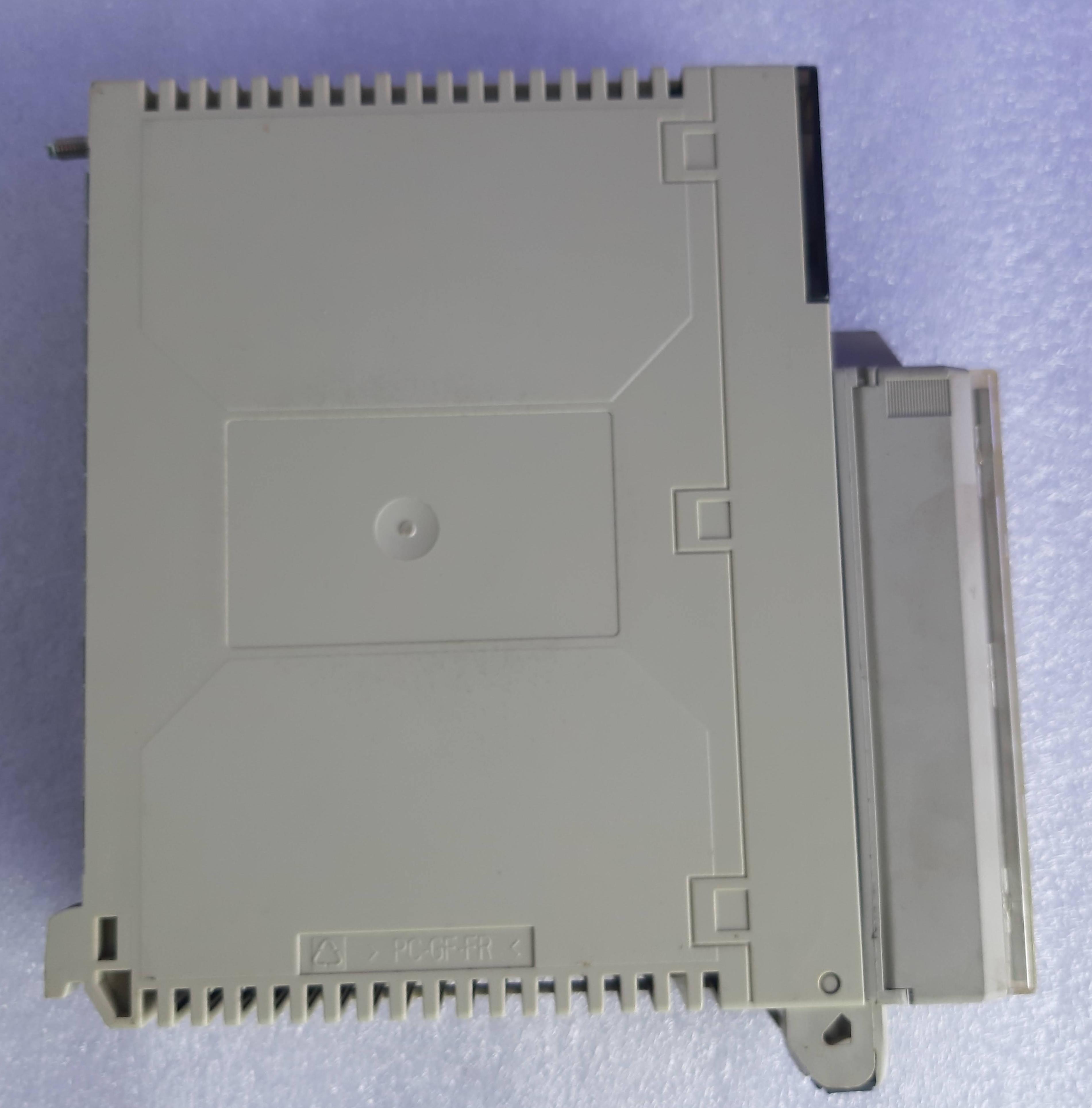 Schneider Analog Plc Module