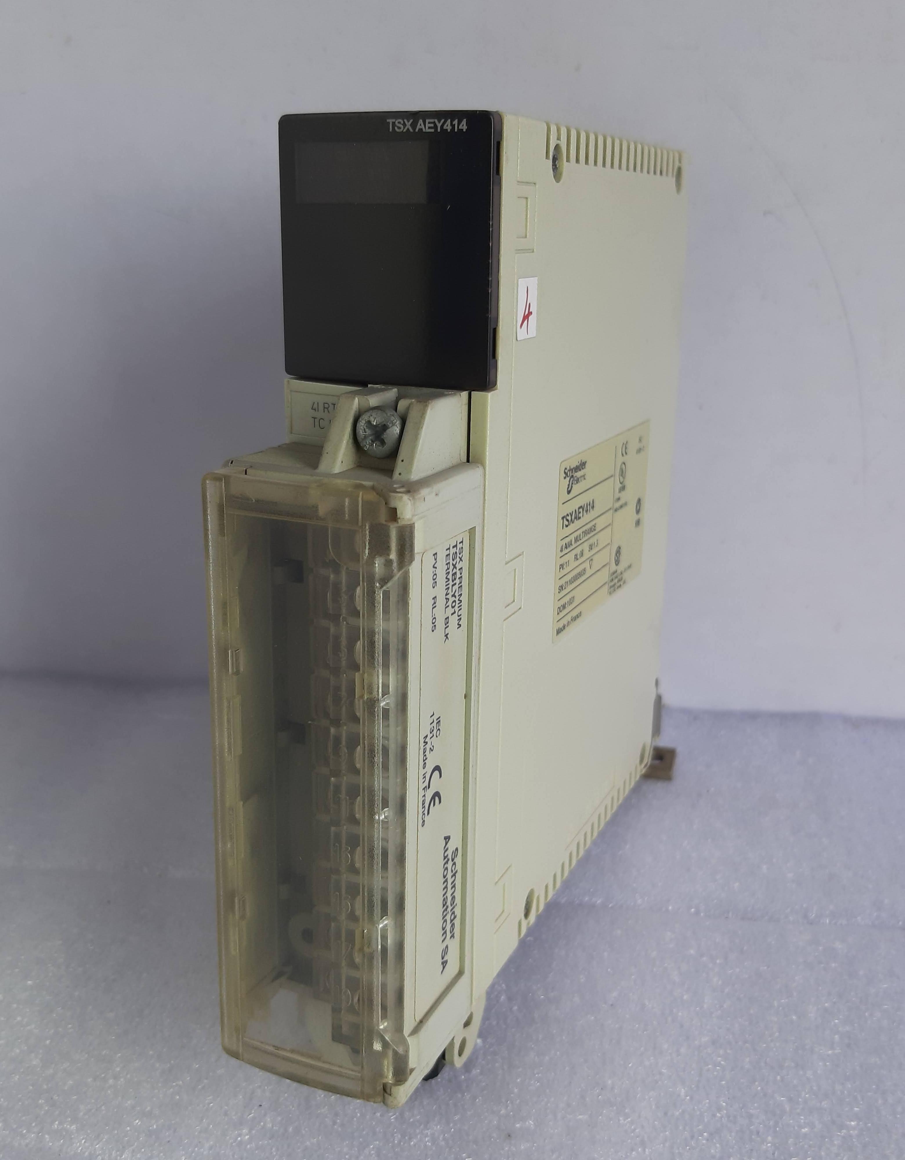 Schneider Analog Plc Module