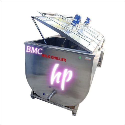 Stainless Steel Bulk Milk Chiller Capacity: 500 Liter/day