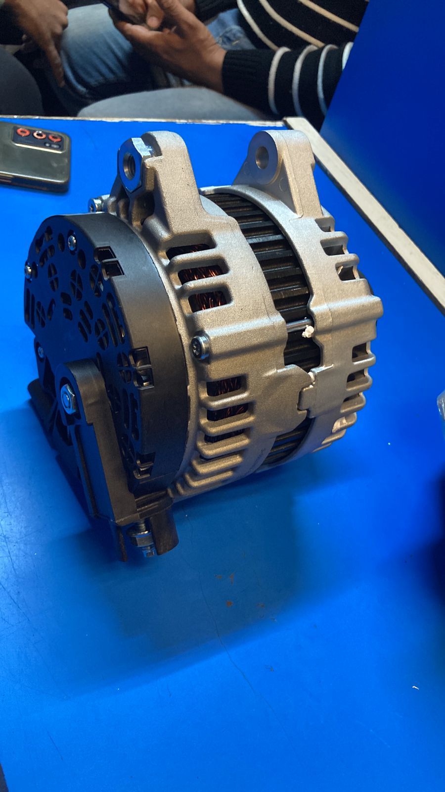 Car Alternator - Silver 2x2x2 Ft Dimensions 10 Kg Weight | Long Working Life Suitable For Four Wheelers Model No. 546546545
