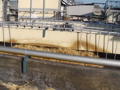 Floating Surface Aerator - High-grade Mild Steel, 1-100 M3/hr Capacity, Epoxy Painted Finish | 440 Volt Power, Energy Efficient Oxygen Addition For Water Treatment And Food Processing