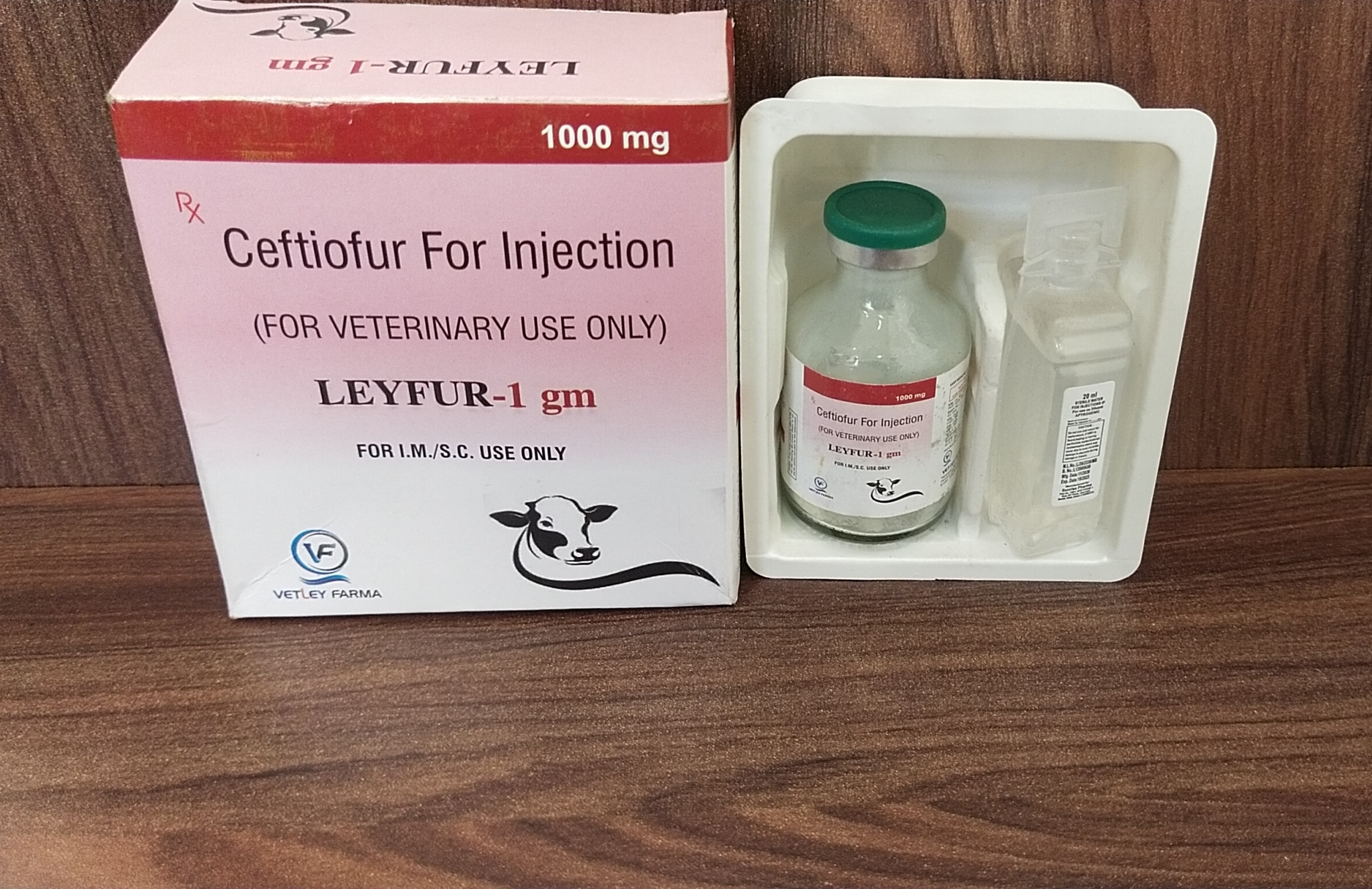 Ceftiofur Injection For Veterinary Pcd Franchise Ingredients: Chemicals