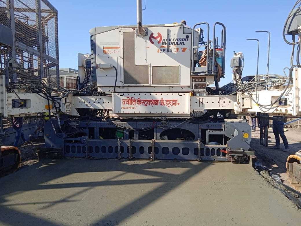 Slipform Paver