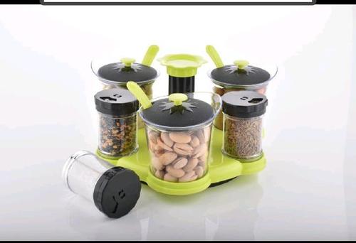 मल्टी डाइनिंग सेट का उपयोग: घर