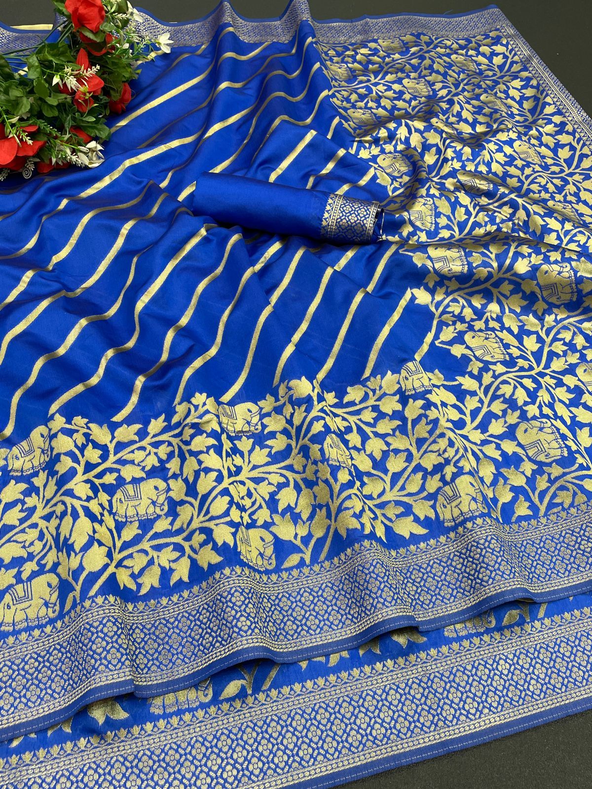 Indian Ladies Sareesss