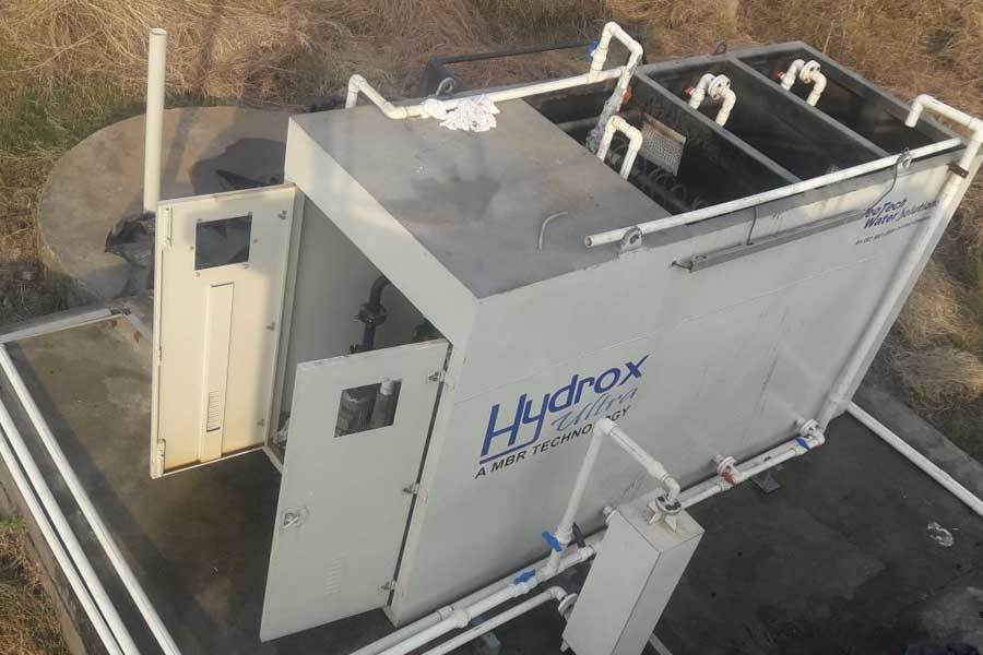 Mbbr Sewage Treatment Plant - Mild Steel, 2x2.2x2.3m , Epoxy Painted, Semi Automatic Operation, 10 Capacity, Mbbr Mbr Technology, 10000 Weight, 1 Year Warranty