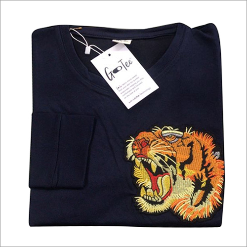 विभिन्न रंगों में उपलब्ध पुरुषों की नीली टेरी कॉटन लाइक्रा टाइगर पैच टी शर्ट