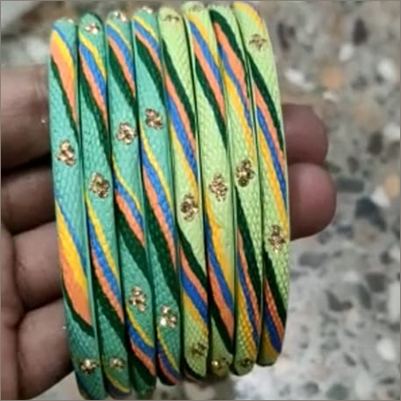 वेडिंग लेडीज़ मॉडर्न बैंगल्स