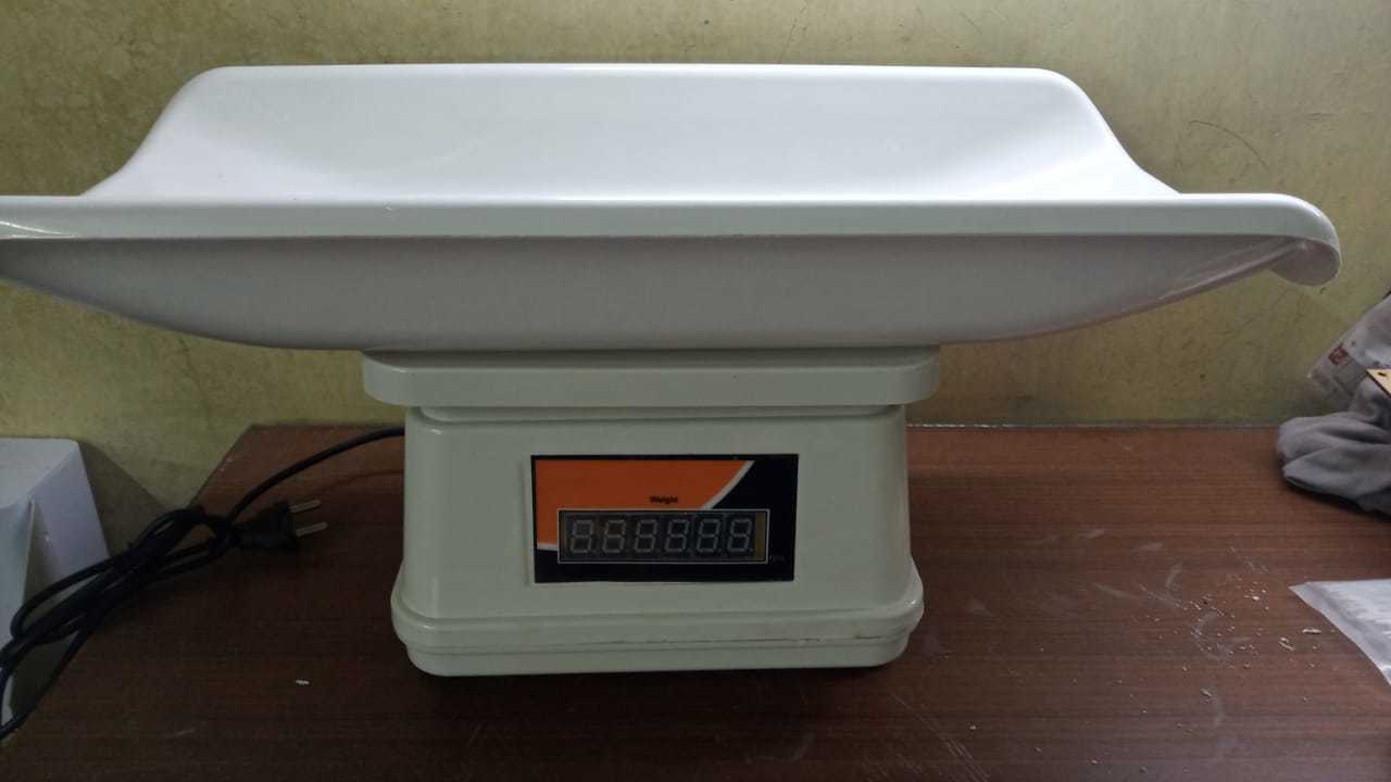Baby Scale - Model Se01-se07, Capacity 1-40 Kg, Readability 100 Mg-2 G, Platform Size 175 X 225 Mm | Soft Touch Tactile Switches, Quick Response Time, Led Display