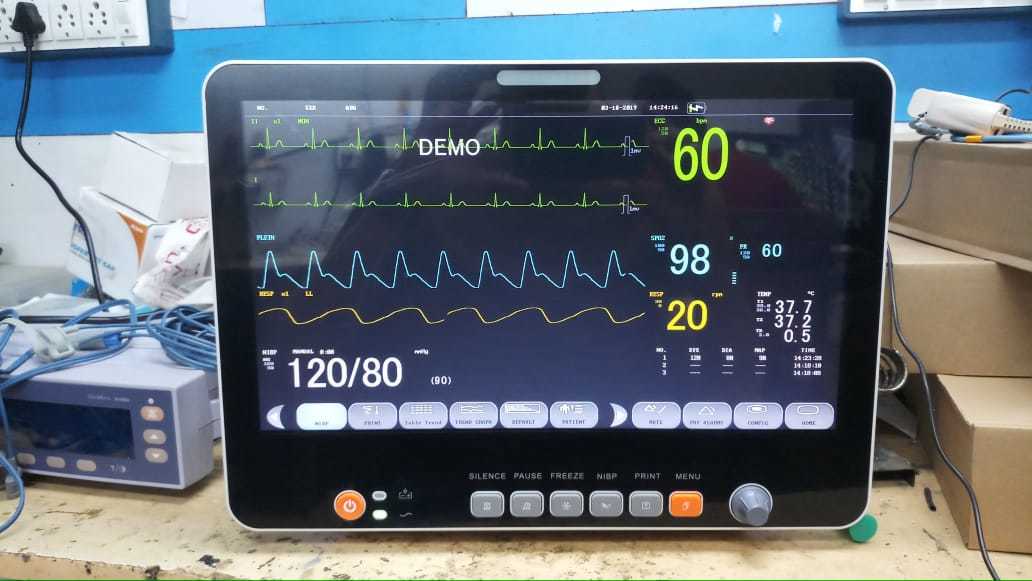 15 Inch Multi Para Monitor - Application: Hospital