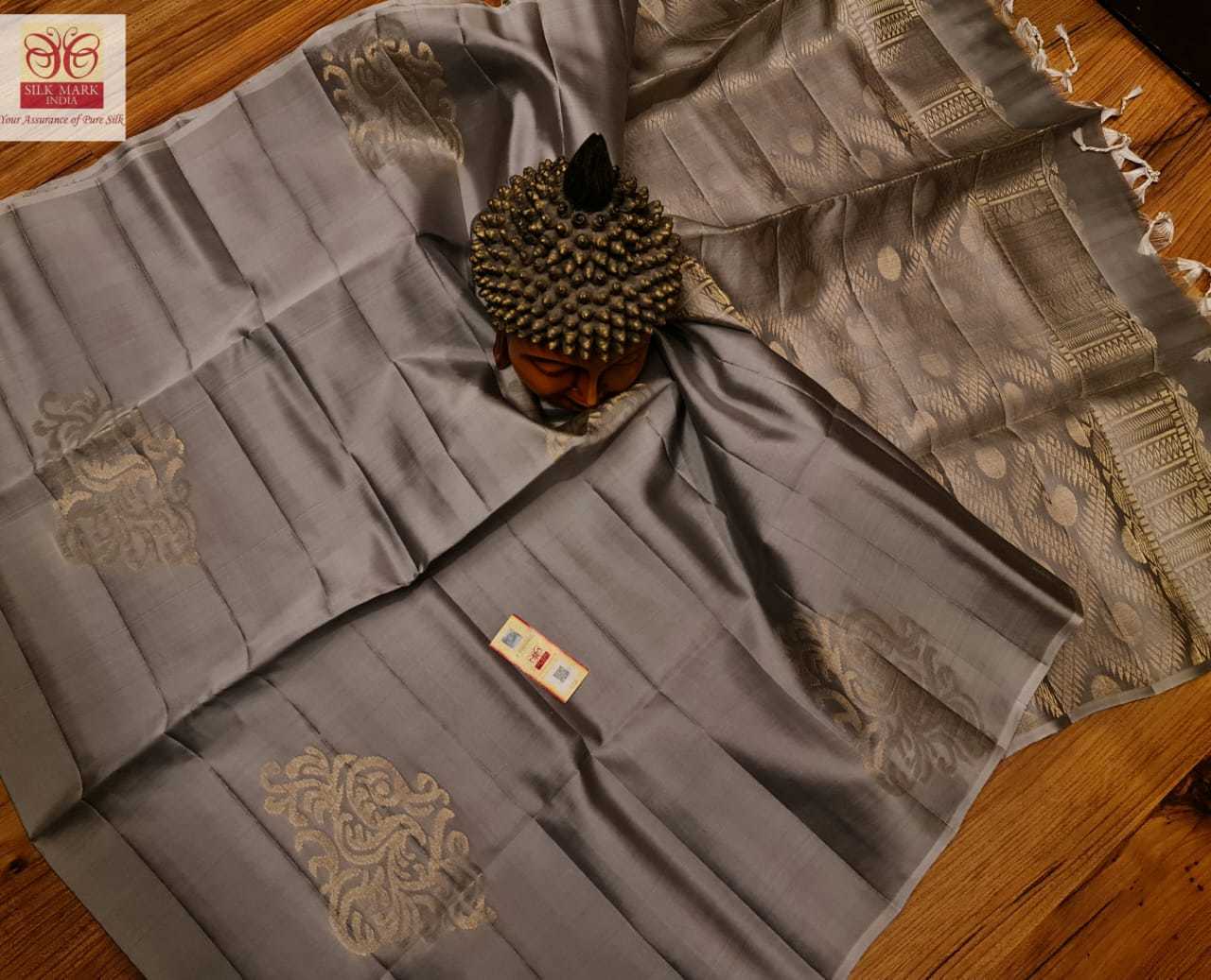 Grey And Navy Blue Pure Kanjivaram Silk Saree Side Budda