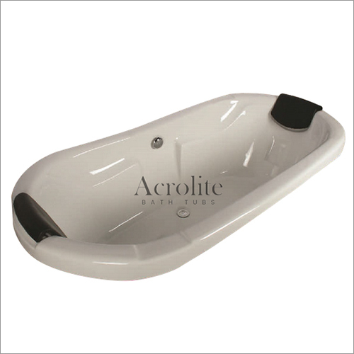 व्हाइट ओवु जकूज़ी बाथटब