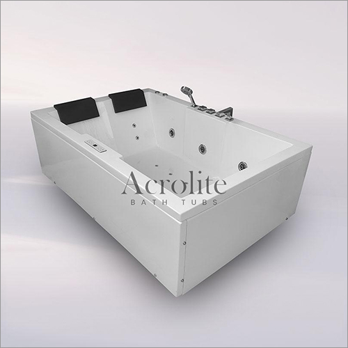 व्हाइट लियोन जकूज़ी बाथटब