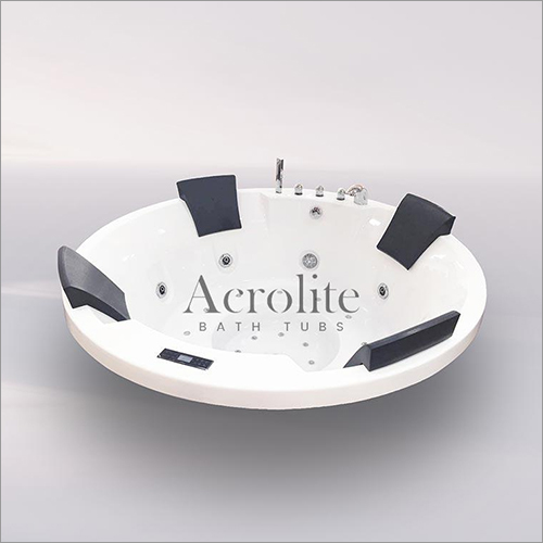 व्हाइट कॉस्मो स्पा बाथटब