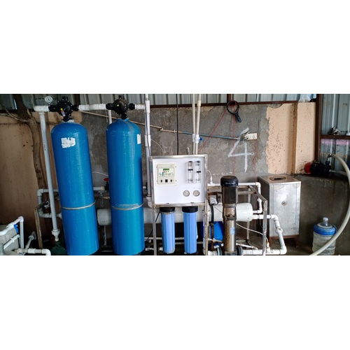 1500 LPH Commercial Reverse Osmosis Plant - FRP Material, 240V Electric Drive, Semi-Automatic Operation, 95% Purity Level, 50% Recycle Rate, 105-Hour Volume