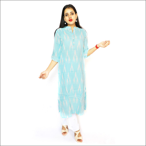 महिलाओं की जातीय कुर्ती