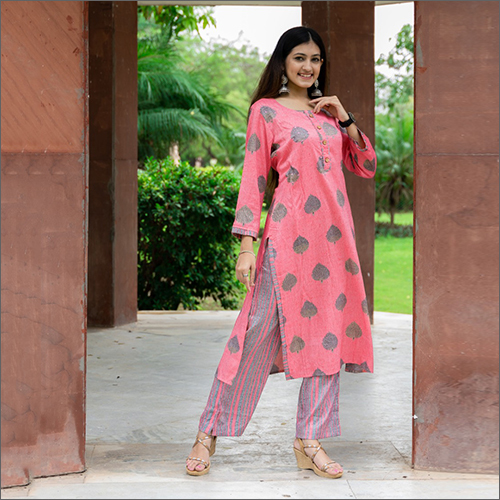 Pink Ladies Traditional Printed Kurti