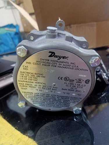 सर्फेस ड्वायर यूएसए इंस्ट्रूमेंट्स 1950 1 2F