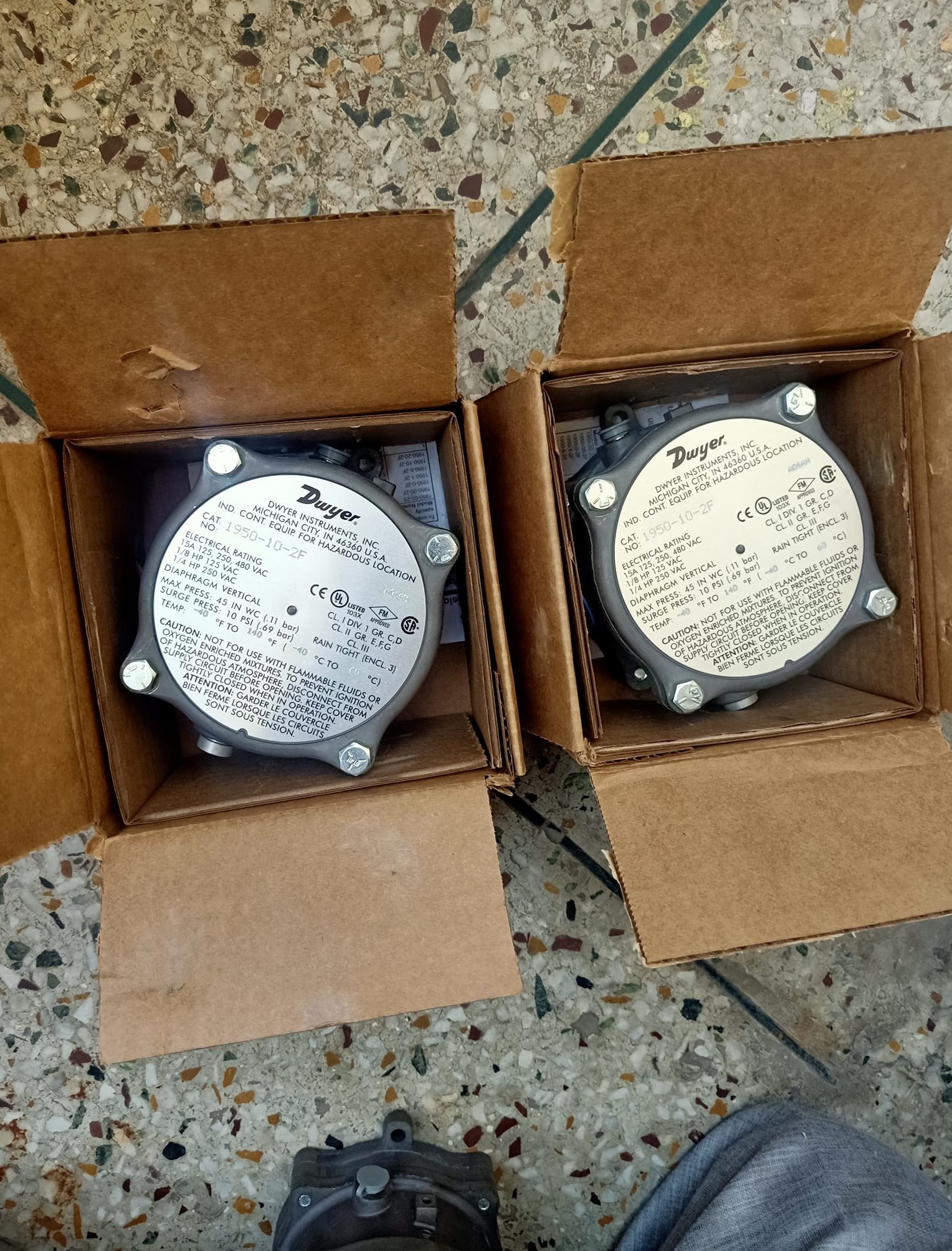 Surface Dwyer Usa Instruments 1950 1 2f