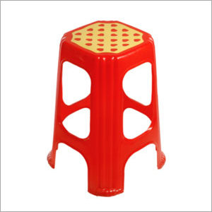 प्लास्टिक स्टूल को साफ करना आसान है