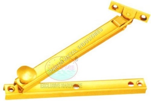 पीतल की खिड़की लंबी रहती है