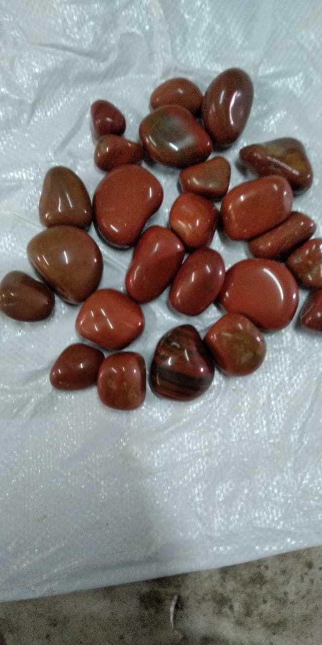 Red Japer Common Polished Low Price Stone Pebbles Solid Surface