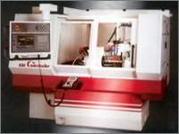 Studer S35-CNC एक उच्च सटीकता वाली सीएनसी ग्राइंडिंग मशीन है, जो विभिन्न औद्योगिक अनुप्रयोगों के लिए डिज़ाइन की गई है। यह मशीन अपने उन्नत तकनीकी विशेषताओं और उत्कृष्ट ग्राइंडिंग प्रदर्शन के लिए जानी जाती है।