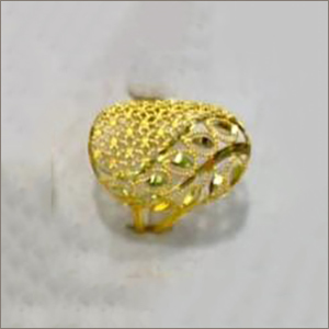 येलो लेडीज़ मॉडर्न डिज़ाइन गोल्ड रिंग