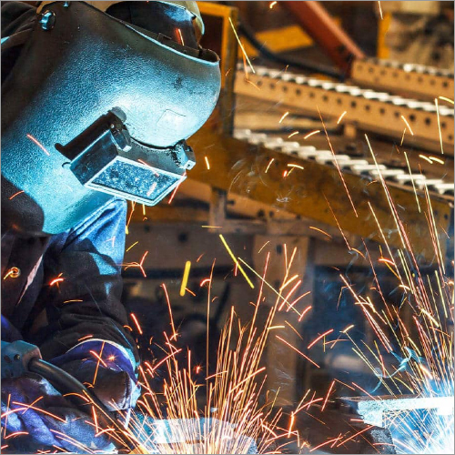 मचान और शटरिंग सामग्री निर्माण सेवाएं