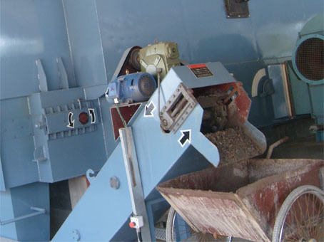 Industrial Cinder Conveyor - 220w, 300kg/hr To 800kg/hr Capacity | Flexible, Reliable, Efficient Material Handling