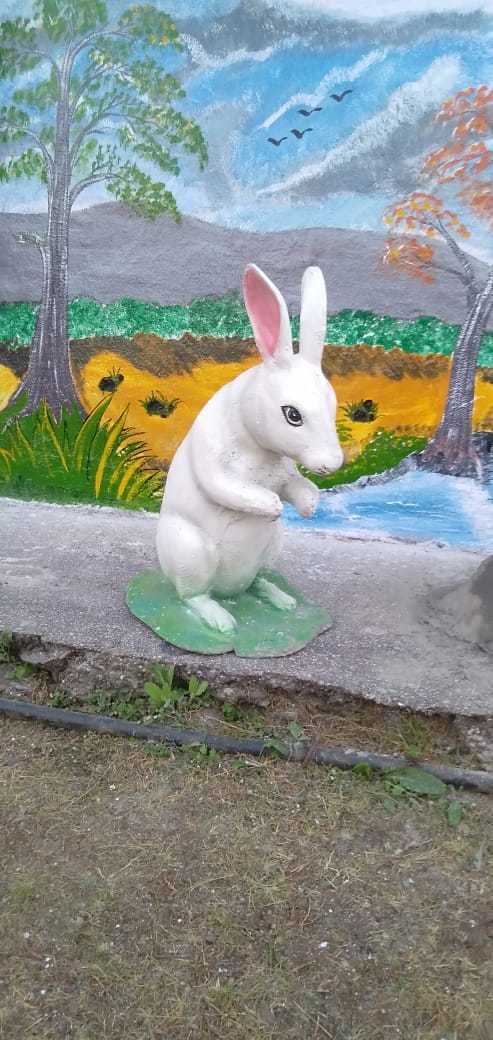Standing Rabbit Frp Statue