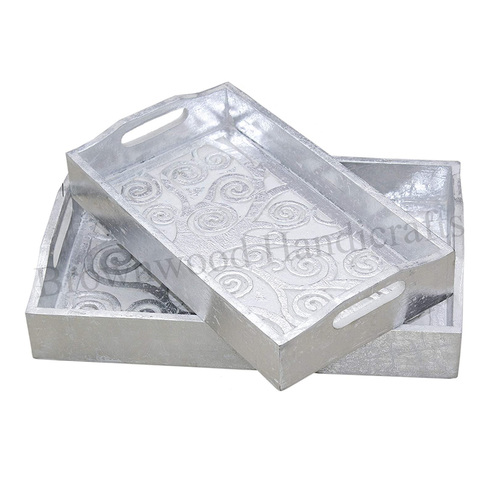 मैंगो वुड सर्विंग ट्रे 2 सिल्वर व्हाइट फ़िनिश का सेट: 16 X 10.25 X 3 इंच