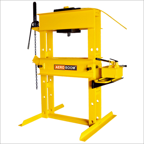 Hand Operated Hydraulic Press Usage: Industrial