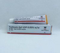 A Ret Gel Tretinoins अनुप्रयोग: केवल बाहरी उपयोग