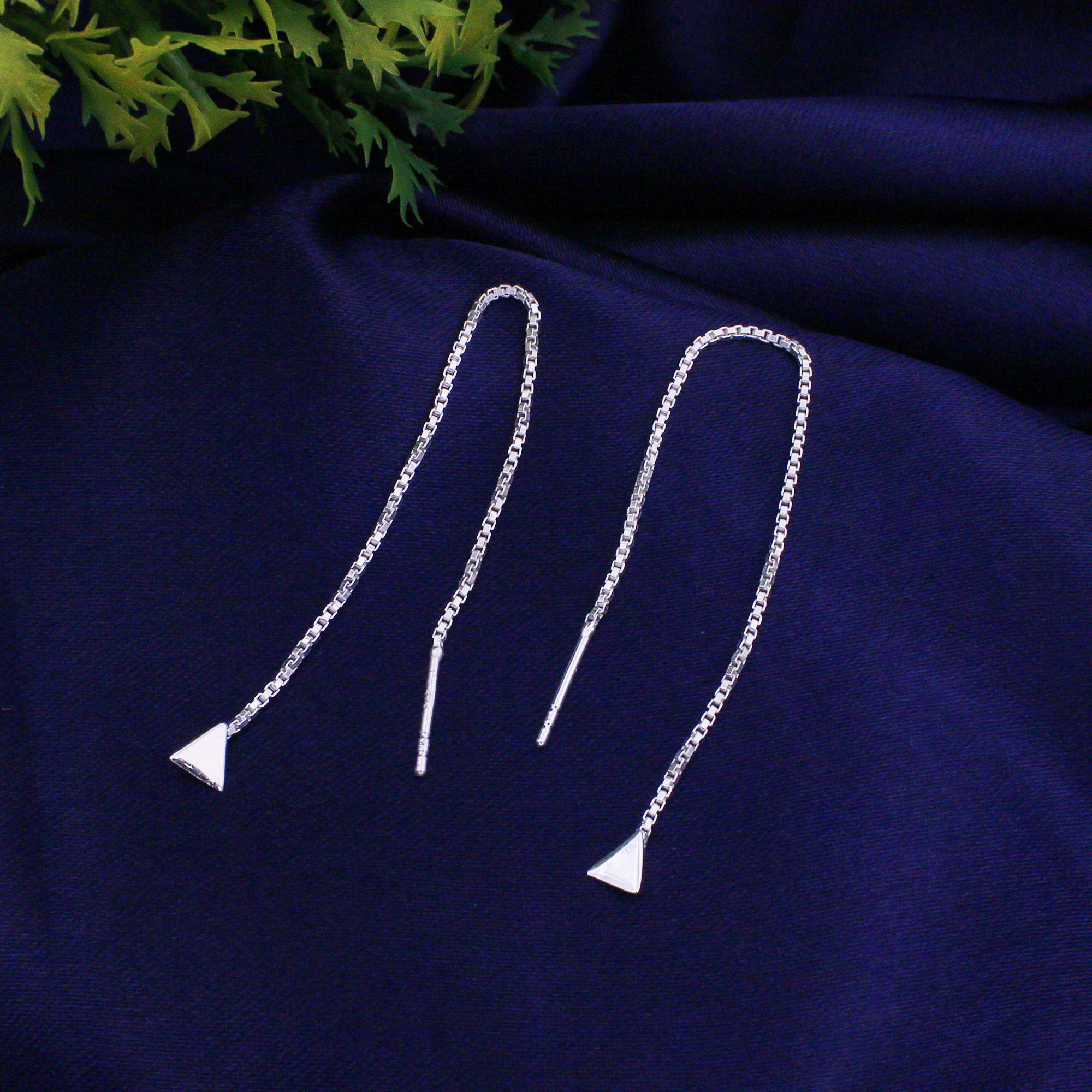 925 Sterling Silver Little Triangle Threader Earring