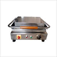 अर्ध स्वचालित स्टेनलेस स्टील सैंडविच ग्रिलर