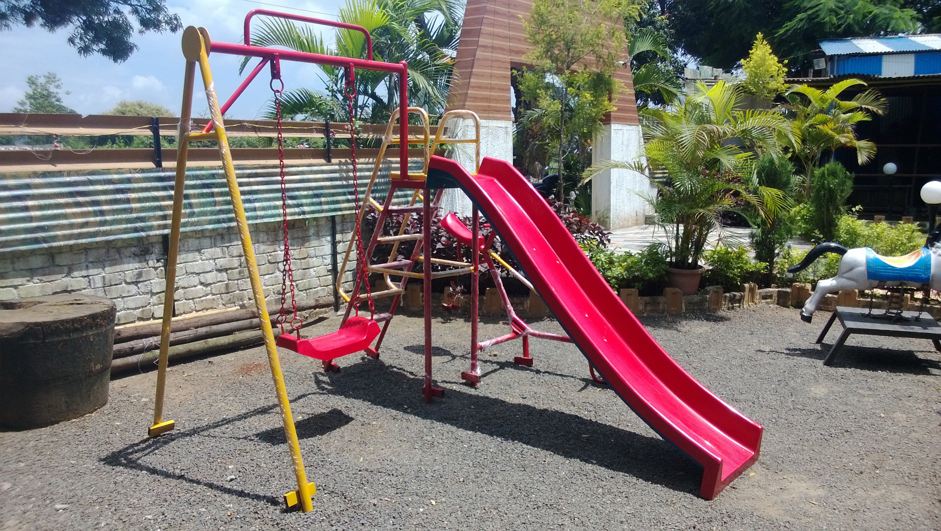 Park Accessories P44 2 In 1 Frp Slide Long 7 Ft And Frp Single Swing