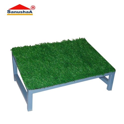 Sanushaa Metal Foot Rest With Artificial Grass D Slate Length: 42 Centimeter (Cm)