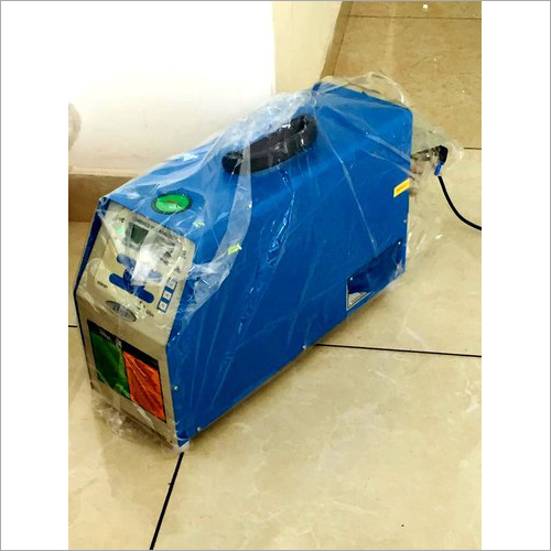 Puc Machine - Metal, 12x10x8 inches , 15 lbs Weight | 120V Power Consumption, 0-40°C Operating Temperature, 110V Voltage, 60Hz Frequency