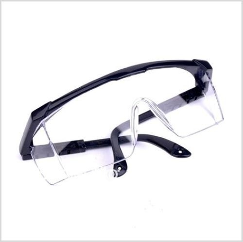 Clear Zoom - Plastic Material, 410 Grams , White Color, Unisex Design, Waterproof Protection For Industrial & Welding Use